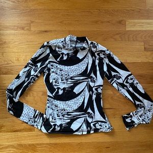 Stretchy reformation top xs small printed naked lunch